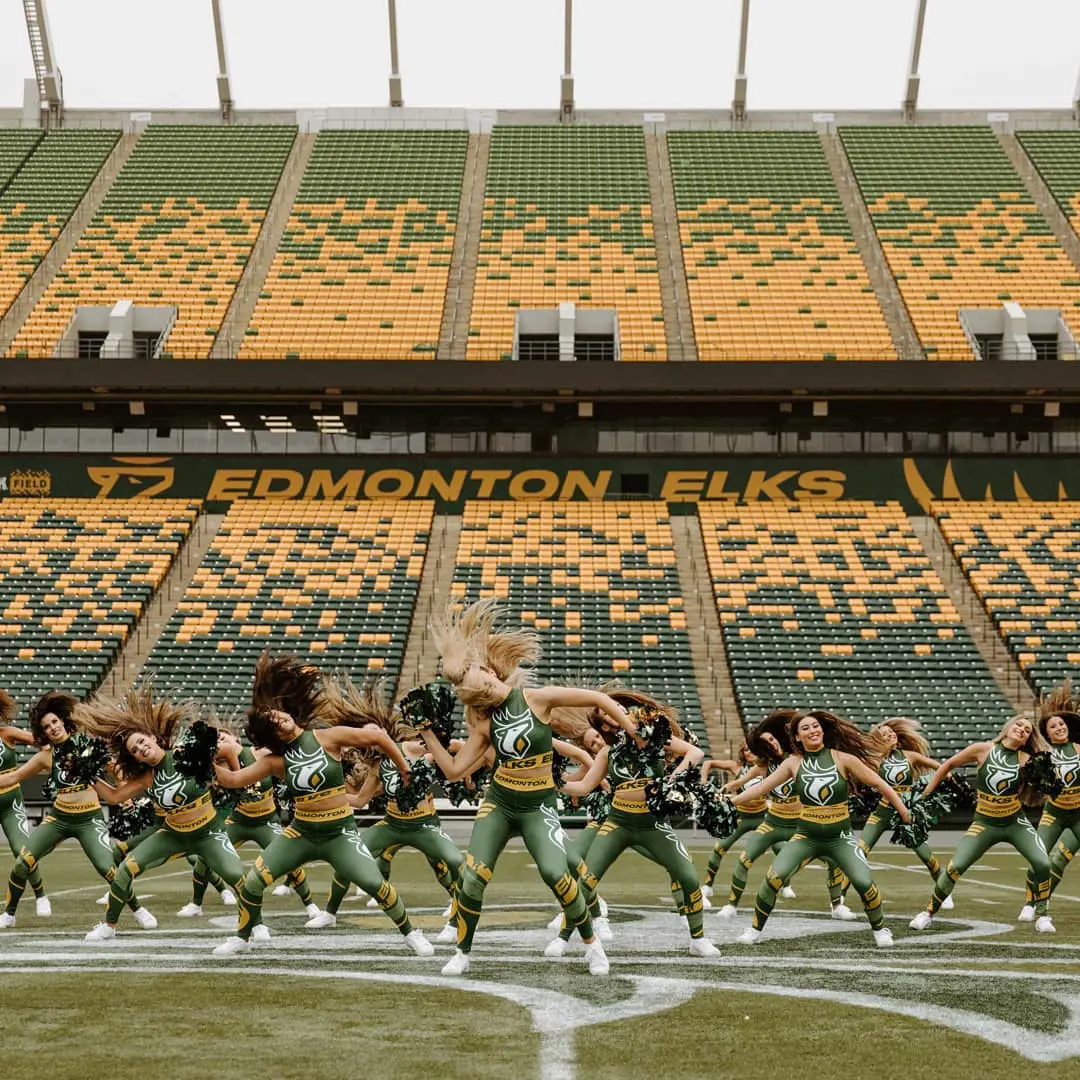 Edmonton Elks Cheer team 2023