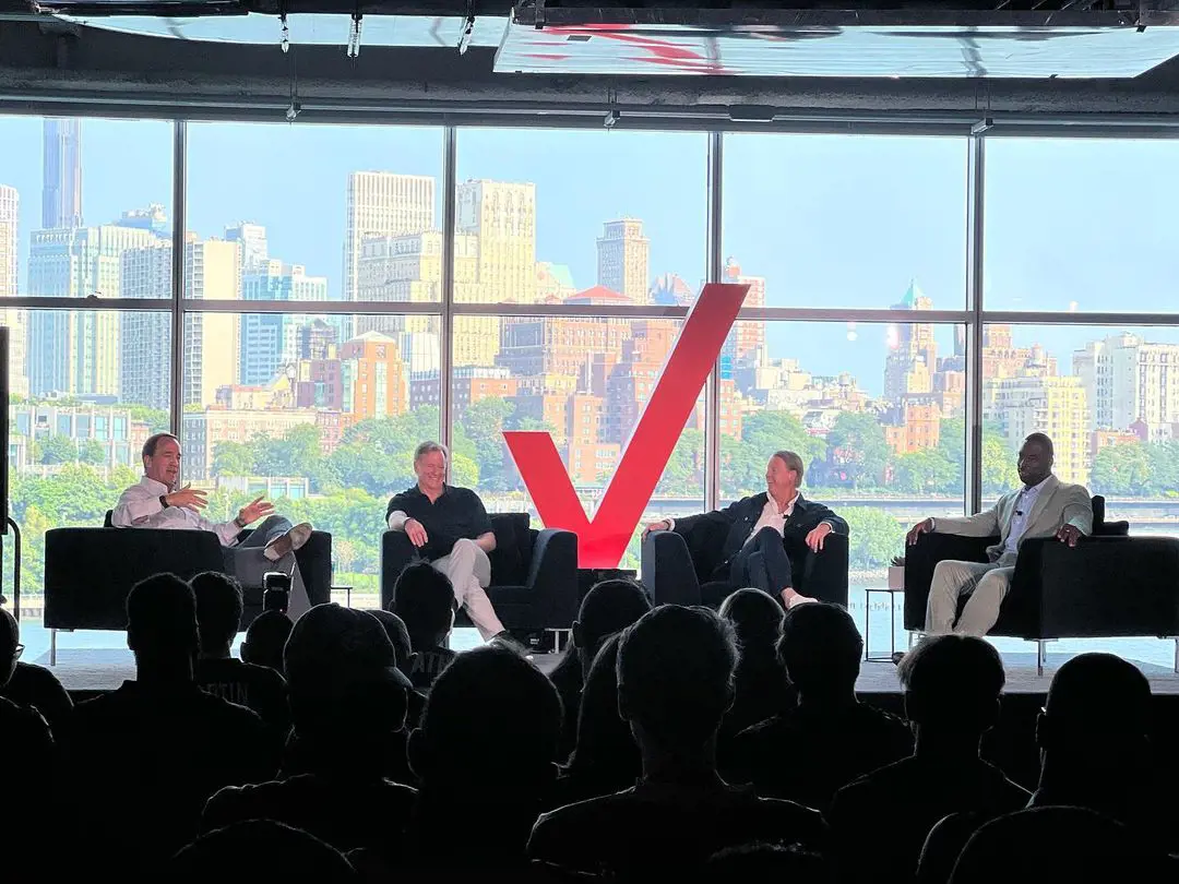 Verizon Free Sunday Ticket Announcement Day