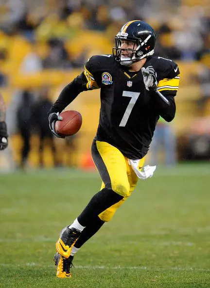 A quarterback spent 18 seasons with the Pittsburgh Steelers