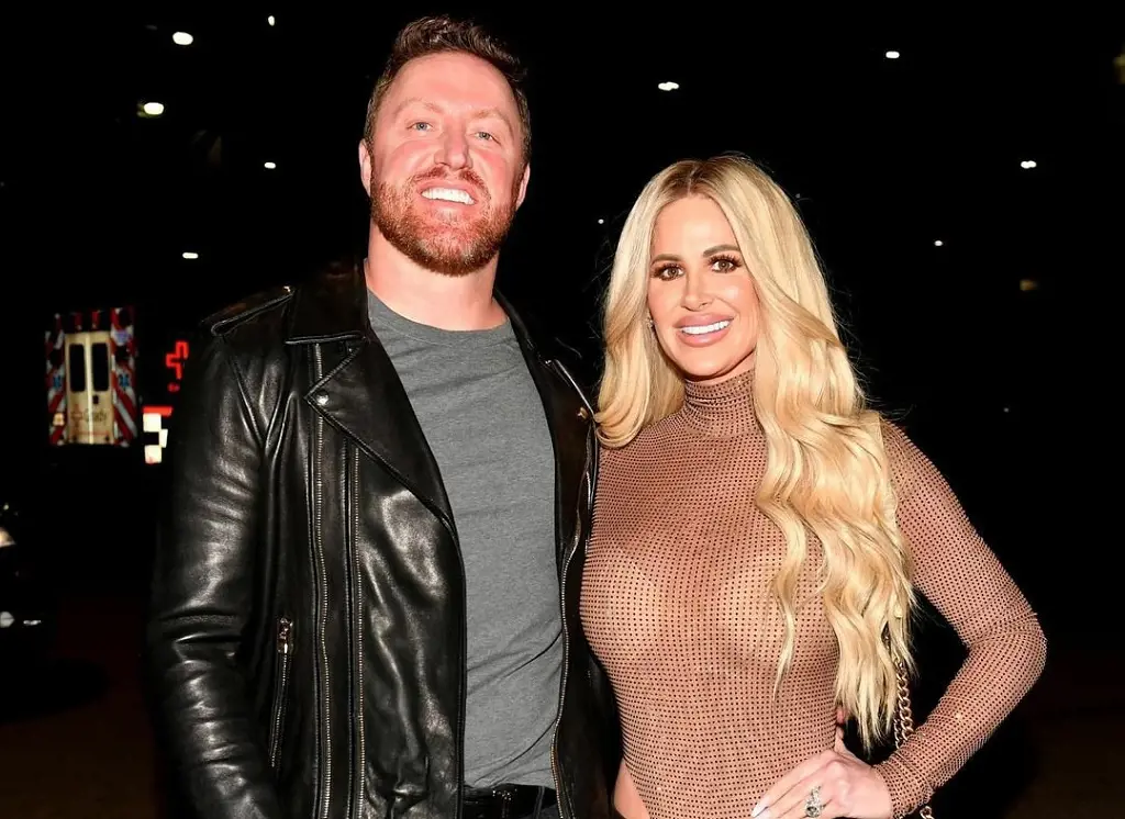 Kroy is worth $20 million, while Kim's worth is $6 million