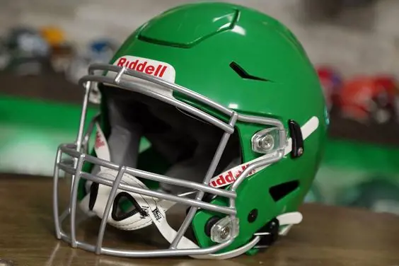Riddell facemask offers great protection to the mouth region. 