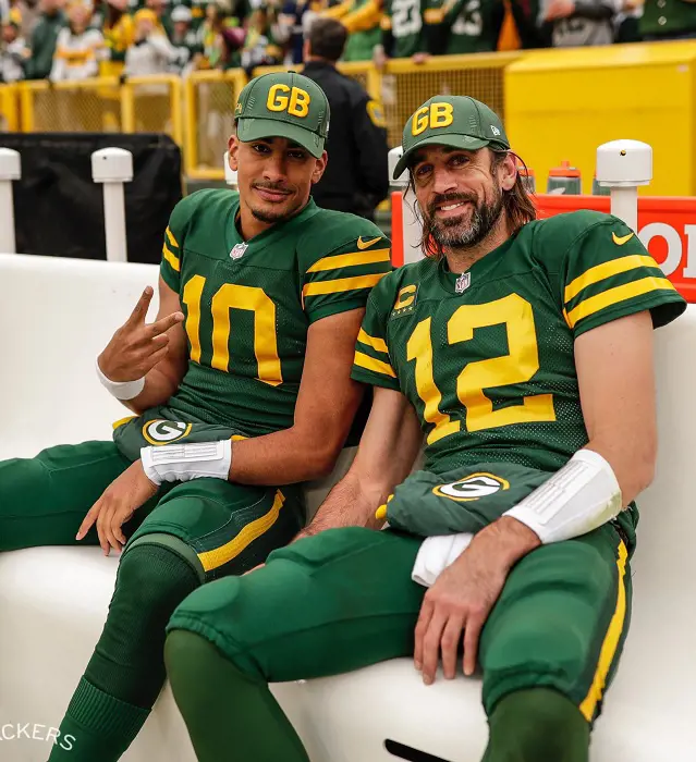 GB Packers QBs Aaron Rodgers and Jordan Love.