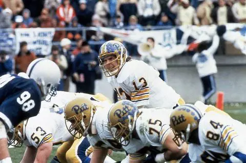 Marino stands in his QB position as the match is about to start at the University of Pittsburgh