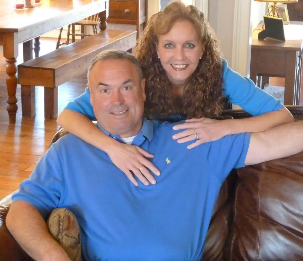 Charlie's father Kent and mother Kathie are from Tiger, Georgia, United States.